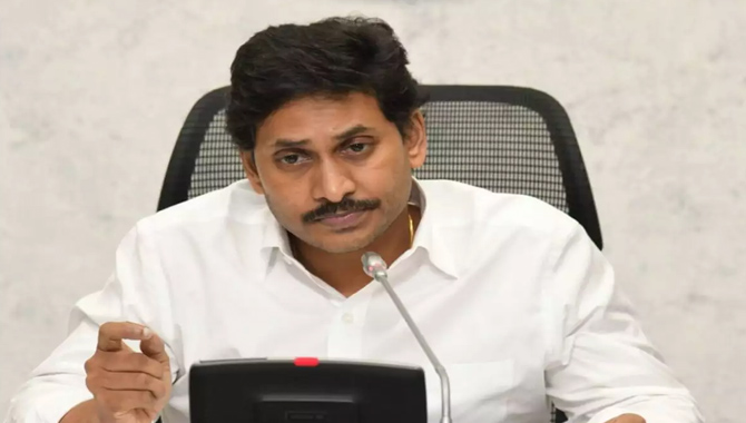 ఏపీ ప్రభుత్వం కీలక నిర్ణయం.. కరోనాతో