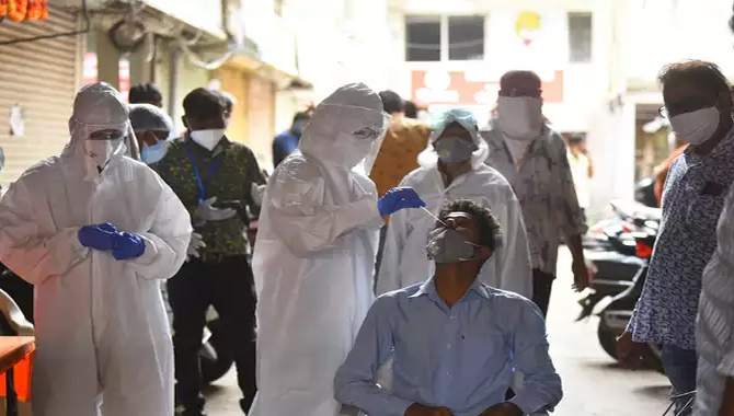 ఏపీలో కొత్తగా 18,561.. 100కు పైగా