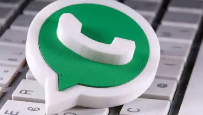 వాట్సాప్‍కు కేంద్రం నోటీస్…స్పందించకపోతే
