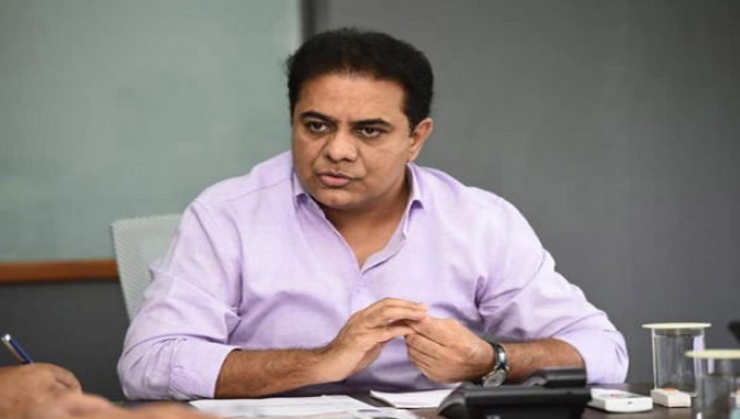 తెలంగాణ పోలీసులపై.. మంత్రి కేటీఆర్