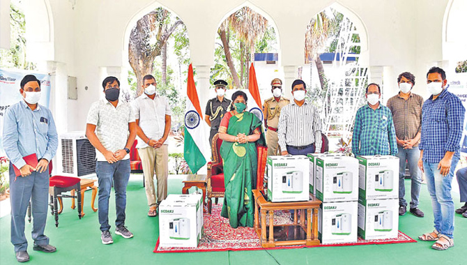 ప్రవాస భారతీయల సేవలు ప్రశంసనీయం : గవర్నర్