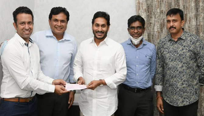 ఆంధ్రా ఆర్గానిక్స్ రూ.కోటి విరాళం