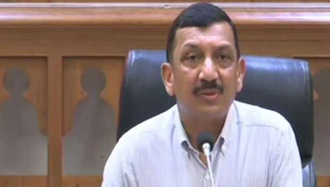 సిబ్బందికి ‘ డ్రెస్‌కోడ్ ’ ప్రకటించిన సీబీఐ బాస్
