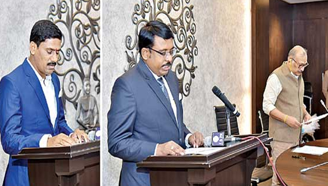 ఏపీ సమాచార కమిషనర్ ల ప్రమాణ స్వీకారం
