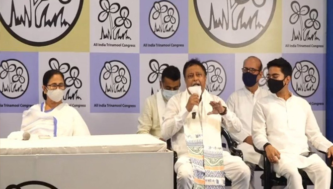 బీజేపీ వైపు తిరిగి చూడనంటూ… సొంత గూటికి వచ్చేసిన ముకుల్ రాయ్