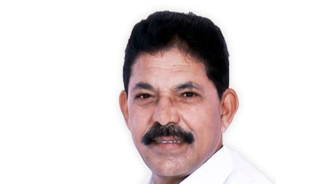 బీజేపీలోకి మాజీ ఎంపీ.. రమేష్ రాథోడ్