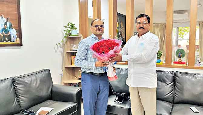 భారత్ నుంచి డాక్టర్ కేశవులుకు అవకాశం…