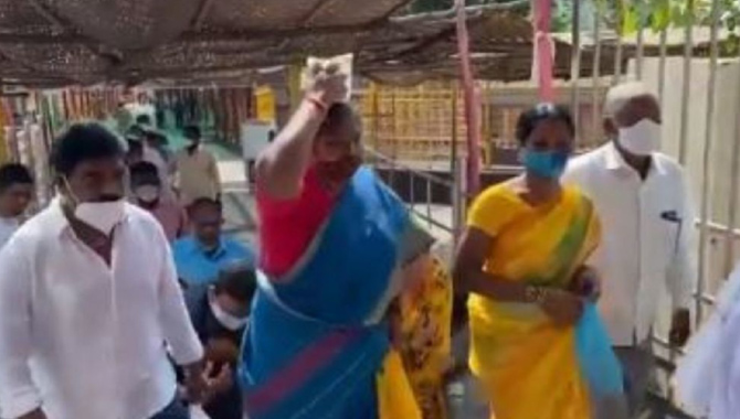 రేవంత్ రెడ్డికి పదవి వచ్చిందని .. మొక్కు చెల్లించుకున్న