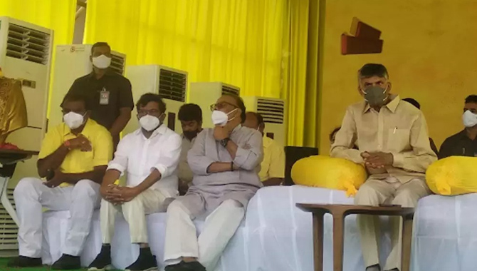 కోవిడ్ మృతుల వివరాలు చెప్పాల్సిందే : చంద్రబాబు నాయుడు