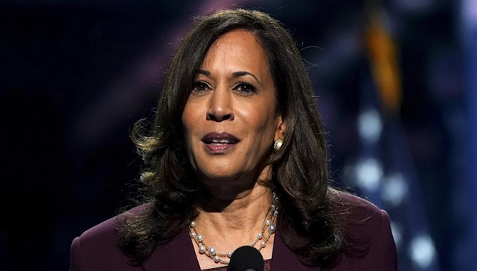 కమలా హారిస్ కు అమెరికన్ లు షాక్…
