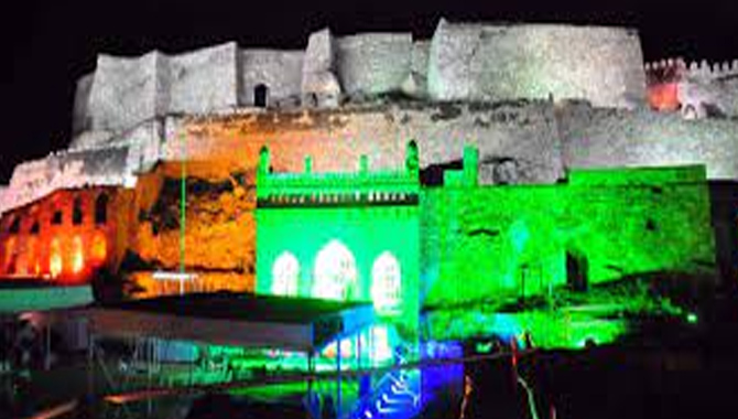 గోల్కొండ కోటపై స్వాతంత్య్ర దినోత్సవ వేడుకలు