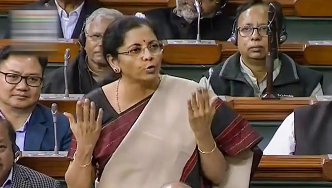 భారత్ లో భారీగా తగ్గిన బిలియనీర్లు … భారత్ లో భారీగా తగ్గిన బిలియనీర్లు …