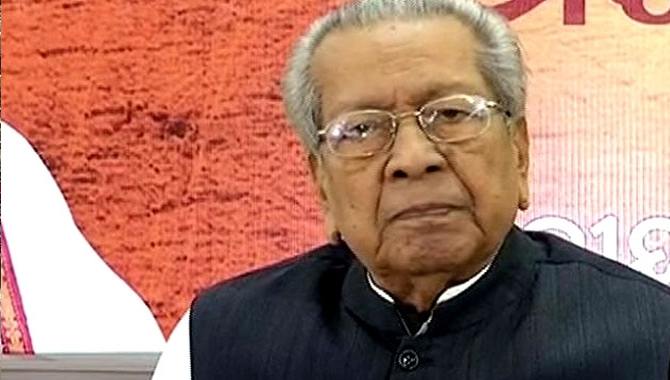 ఈ సారి కూడా.. తేనీటి విందు రద్దు