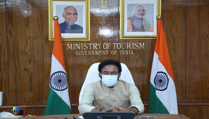 ‘ధేకో అప్నా దేశ్’తో పర్యాటక రంగానికి ఊతం