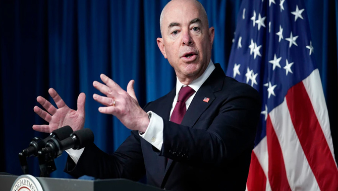 శరణార్థులకు అమెరికా ప్రభుత్వం శుభవార్త శరణార్థులకు అమెరికా ప్రభుత్వం శుభవార్త