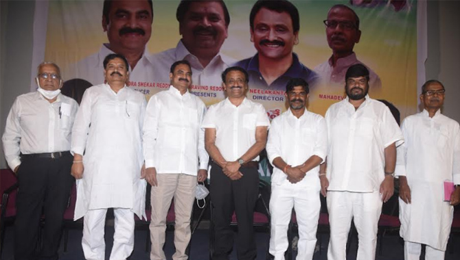 ప్రధమ భూదాన్ వెదిరె రామచంద్రారెడ్డి బయోపిక్ రూపకల్పన చేస్తున్న దర్శకుడు నీలకంఠ