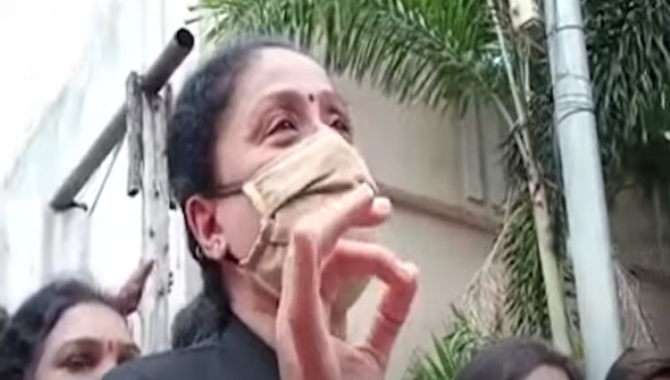 కేసీఆర్ కు సీఎంగా కొనసాగే హక్కు లేదు : విజయశాంతి