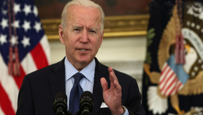 విదేశీయులపై అమెరికా కొత్త నిబంధనలు!