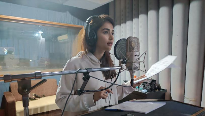 ‘మోస్ట్ ఎలిజిబుల్ బ్యాచ్‌లర్’ కోసం తొలిసారిగా డబ్బింగ్ చెబుతున్న పూజాహెగ్డే