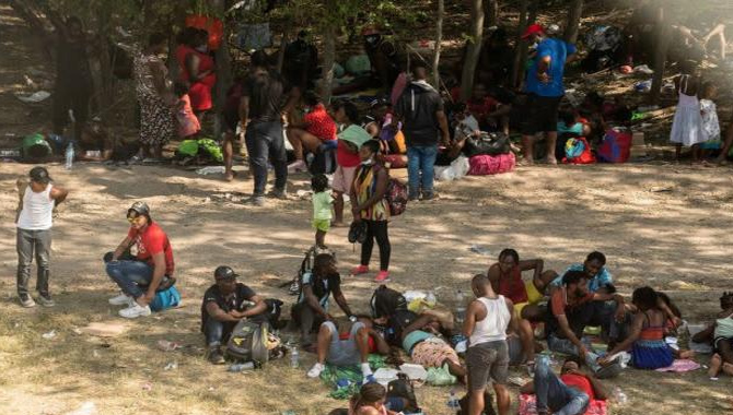 అమెరికాకు హైతీ తాకిడి!