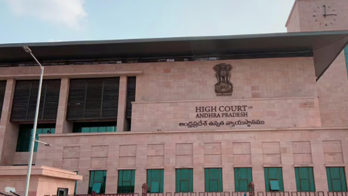హైకోర్టుకు హాజరైన ఏపీ సీఎస్