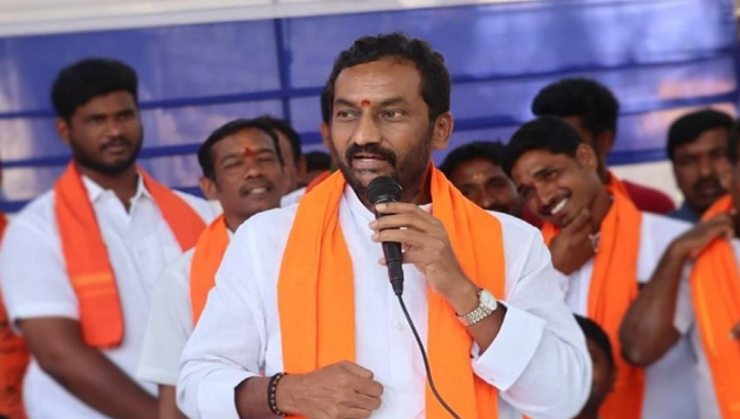 మౌలిక సదుపాయాలు లేకపోతే.. క్రీడాకారులు ఎలా?