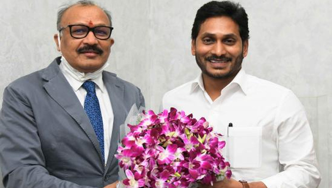 సీఎం ముఖ్య సలహాదారుగా ఆదిత్యనాథ్ దాస్