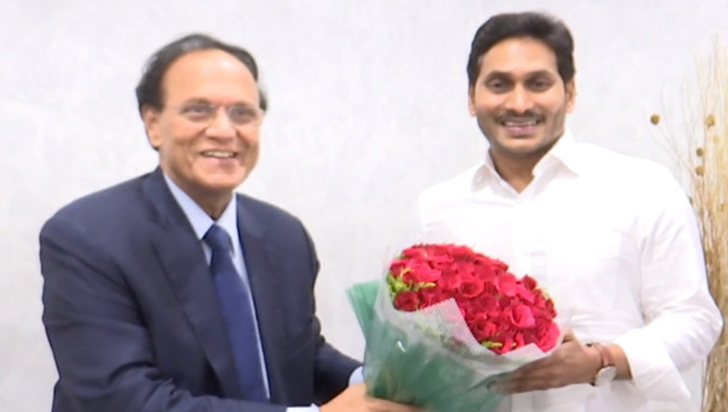 ఏపీ ప్రభుత్వ సలహాదారుగా డాక్టర్ నోరి దత్తాత్రేయుడు