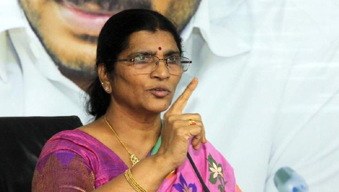 ఏపీ తెలుగు అకాడమీ చైర్మన్ సంచలన వ్యాఖ్యలు ఏపీ తెలుగు అకాడమీ చైర్మన్ సంచలన వ్యాఖ్యలు