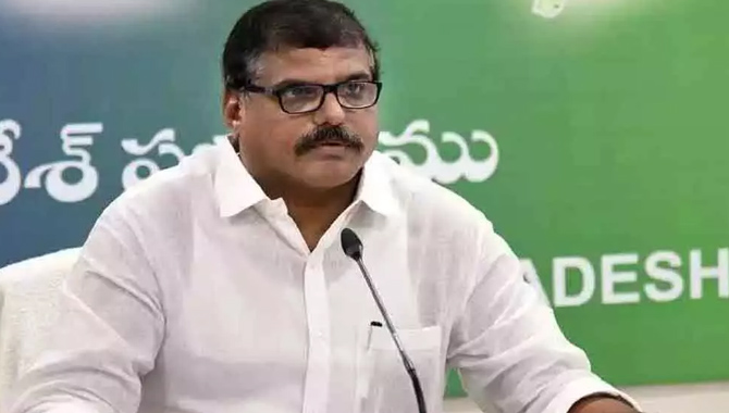 కోర్టు తీర్పులకు ప్రభుత్వం వ్యతిరేకం కాదు : బొత్స
