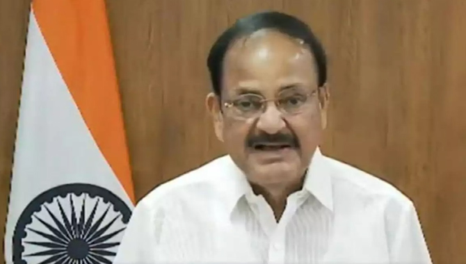 విజయదశమి శుభాకాంక్షలు తెలిపిన ఉపరాష్ట్రపతి