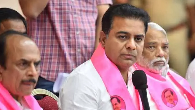 కనీవినీ ఎరుగని రీతిలో టీఆర్‌ఎస్‌ ప్లీనరీ ఏర్పాట్లు