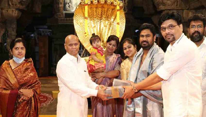 తిరుమల శ్రీవారికి భారీ విరాళం