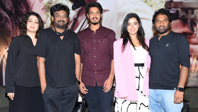 ఆకాష్ కు రొమాంటిక్ ఒక ఇడియట్ లాంటి సినిమా అవుతుంది – పూరి జగన్నాథ్