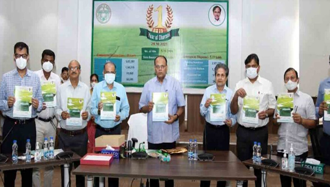 విజయవంతంగా ఏడాది పూర్తి చేసుకున్న ధరణి