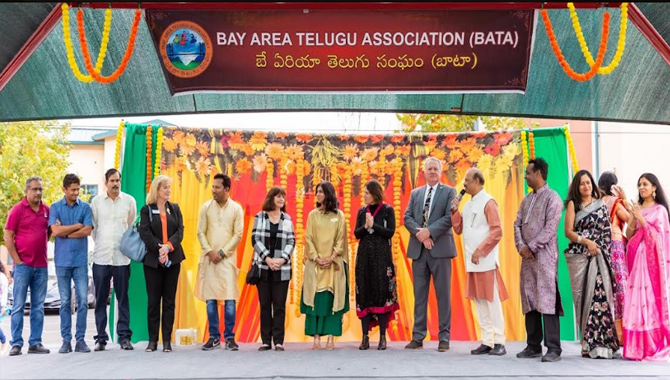 పాటలు, ఫ్యాషన్‌షో, దీపోత్సవం, నృత్యాలలో కనువిందు చేసిన ‘బాటా’ దీపావళి వేడుకలు