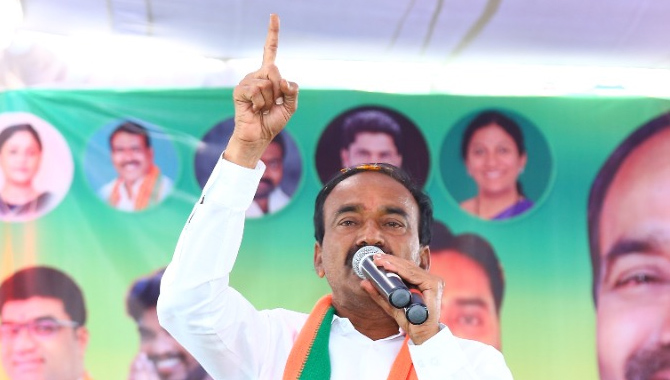 దళితబంధు ఇవ్వకుంటే.. ప్రగతి  భవన్‌లో