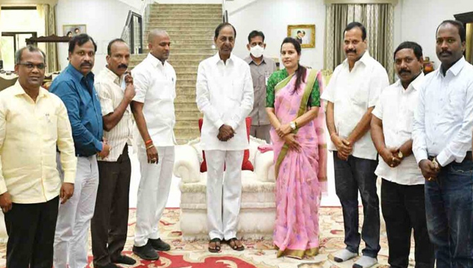 ప్రభుత్వ ఉద్యోగులకు సీఎం కేసీఆర్ శుభవార్త.. త్వరలోనే!