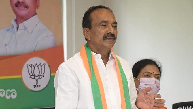 ధర్నా చౌక్ ఎత్తేసిన సీఎం… ఎలా ధర్నాలు ?