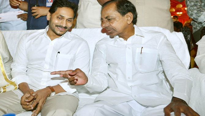 మా స్నేహం గొప్పది…