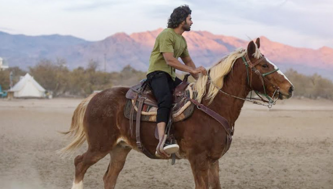 గుర్రపు స్వారితో రౌడీ రచ్చ : త్వరలోనే  సొంతం చేసుకుంటాను