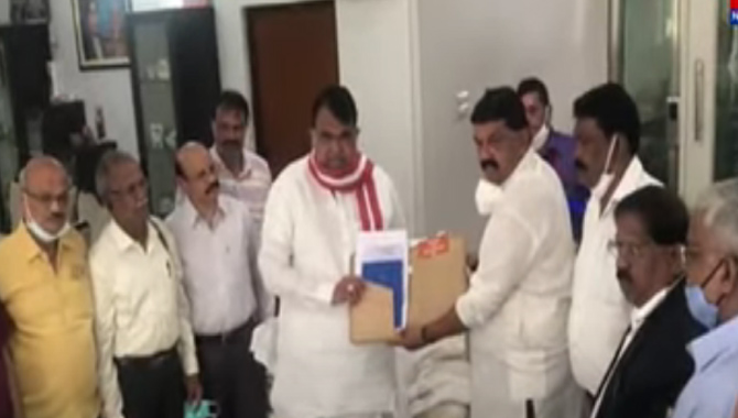 స్పీకర్ పోచారం శ్రీనివాస్ రెడ్డితో గోవా అసెంబ్లీ స్పీకర్ భేటీ