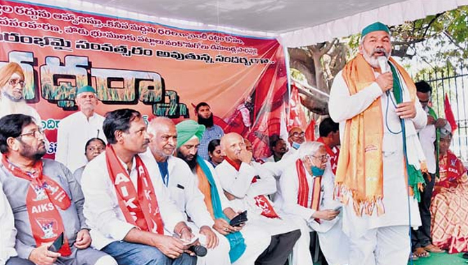 తికాయత్ సంచలన వ్యాఖ్యలు.. బీజేపీకి టీఆర్ఎస్ బీ పార్టీ