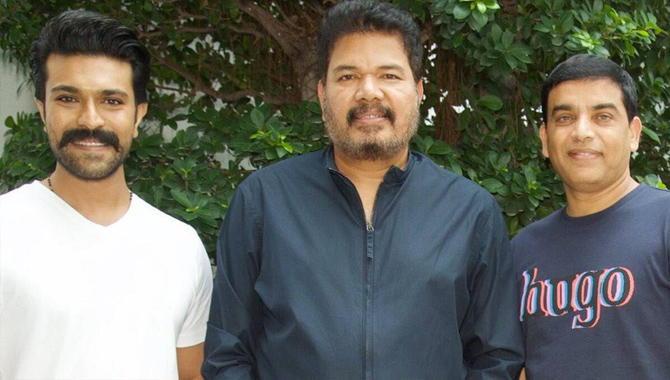 రామ్‌చ‌ర‌ణ్‌, శంక‌ర్, దిల్‌రాజుల RC15 హాట్ సేల్ :  రైట్స్ జీ స్టూడియోస్ సొంతం?