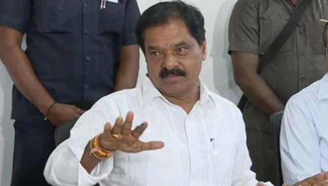 ఏపీ డిప్యూటీ సీఎం మరోసారి.. వివాదస్పద వ్యాఖ్యలు