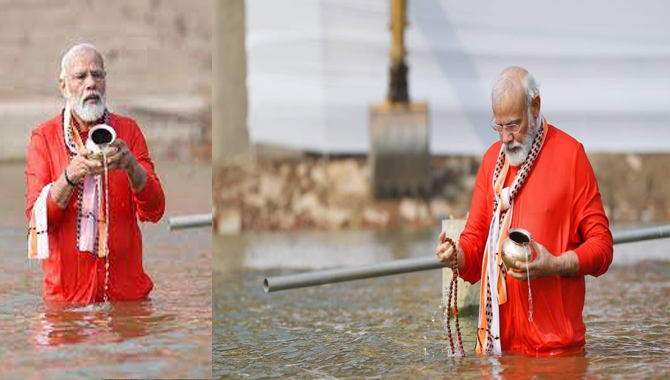 గంగానదిలో ప్రధాని పవిత్ర స్నానం