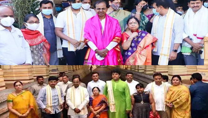 రంగనాథస్వామిని దర్శించుకోవడం సంతోషంగా ఉంది : కేసీఆర్