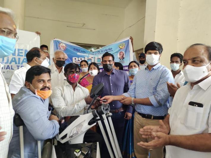 ఖమ్మము కలెక్టర్ ఆఫీసు లో తానా ఫౌండేషన్ సేవా కార్యక్రమం