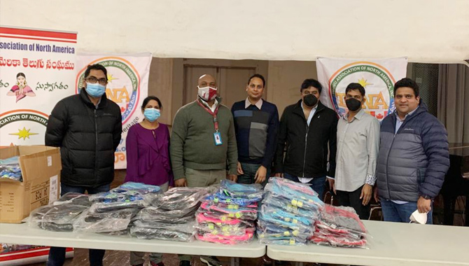 తానా మిడ్‌ అట్లాంటిక్‌ టీమ్‌ ఆధ్వర్యంలో స్కూల్‌ బ్యాగ్‌ల పంపిణీ 