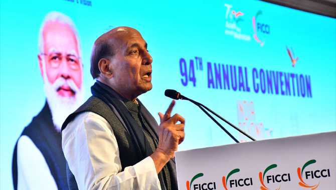 ఆలాంటి చరిత్ర భారత దేశానికి లేదు : రాజ్‌నాథ్‌ సింగ్‌